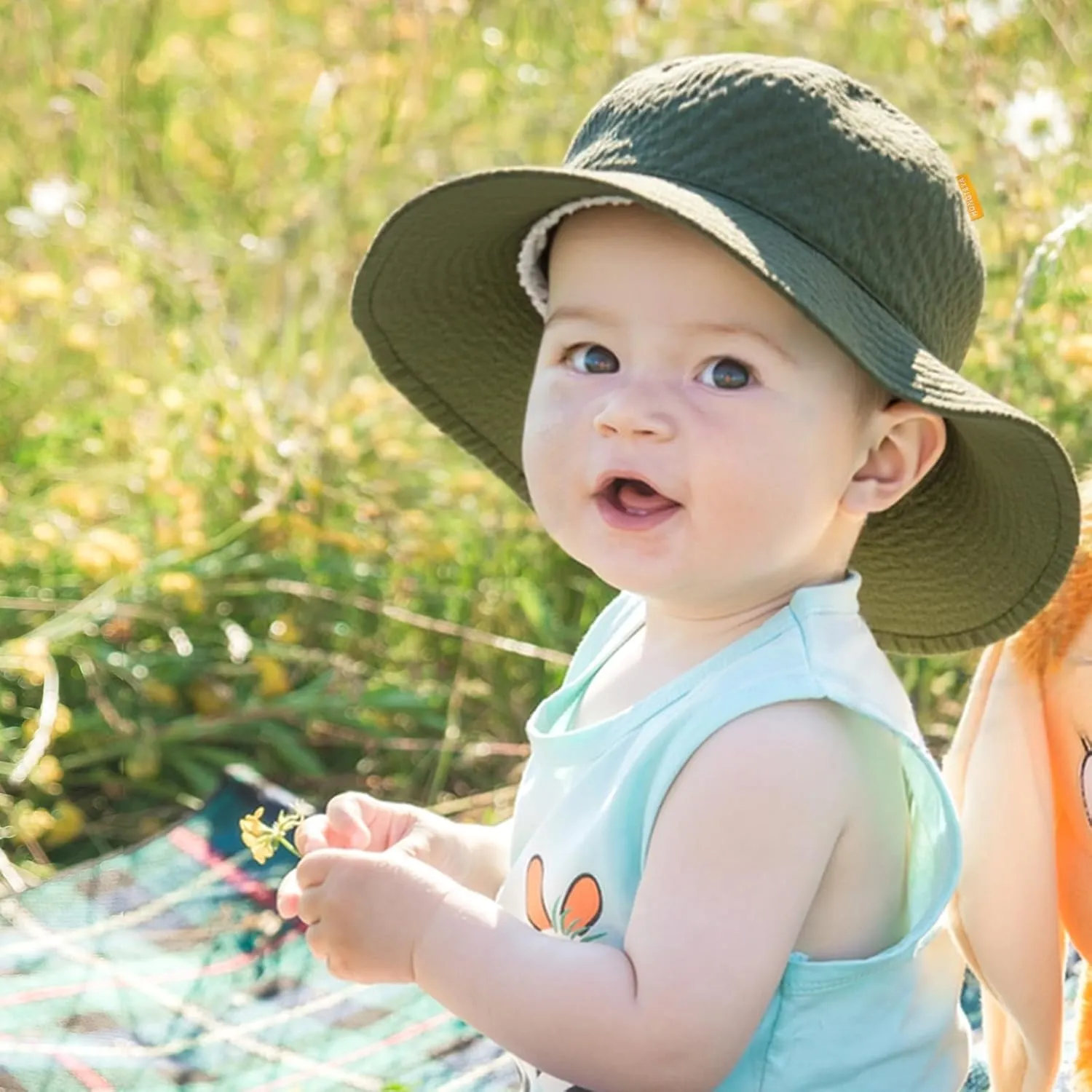 HONGTEYA Baby Sun Hat Toddler Girl Beach Hat Adjustable Outdoor Summer Hat UPF 50  Sun Protection Wide Brim Infant Kids